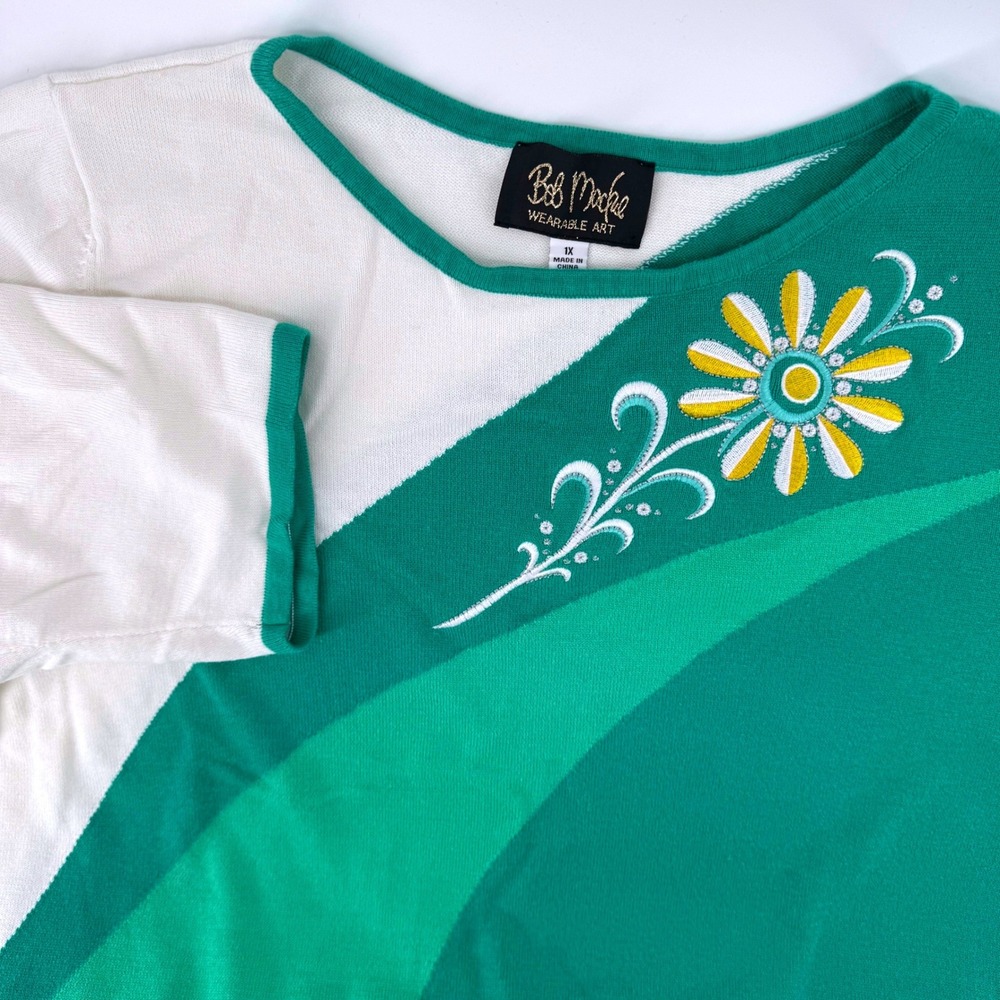 Bob Mackie Wearable Art Knit Sweater Top 1X Green Colorblock Embroidered Daisy